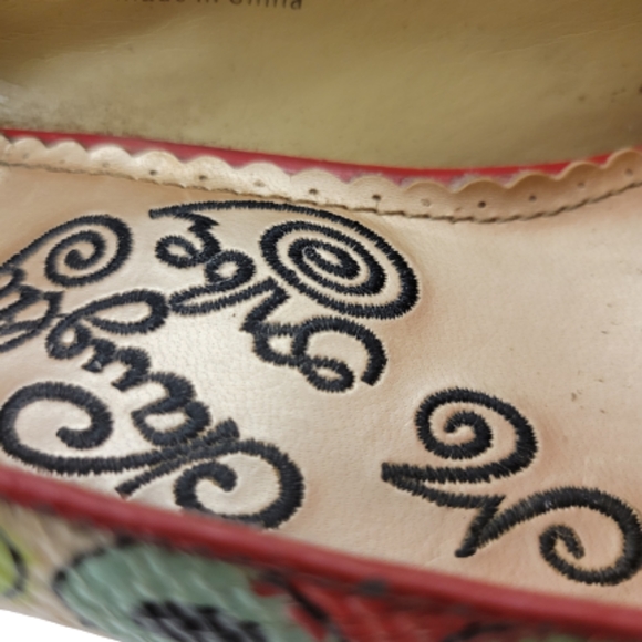 Naughty Monkey Floral Pin Up Pump Heels Multi Color Green Red Size 10 - Picture 9 of 10